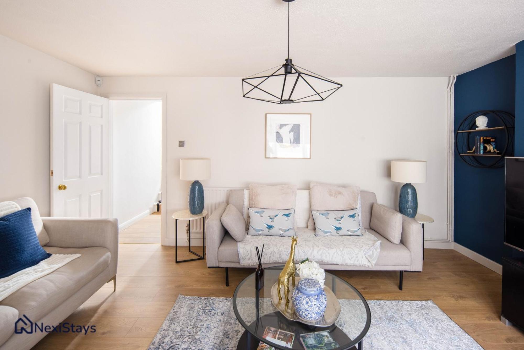 10 Mins Walk To The Oval, The Kennington Retreat Apartment London Bagian luar foto
