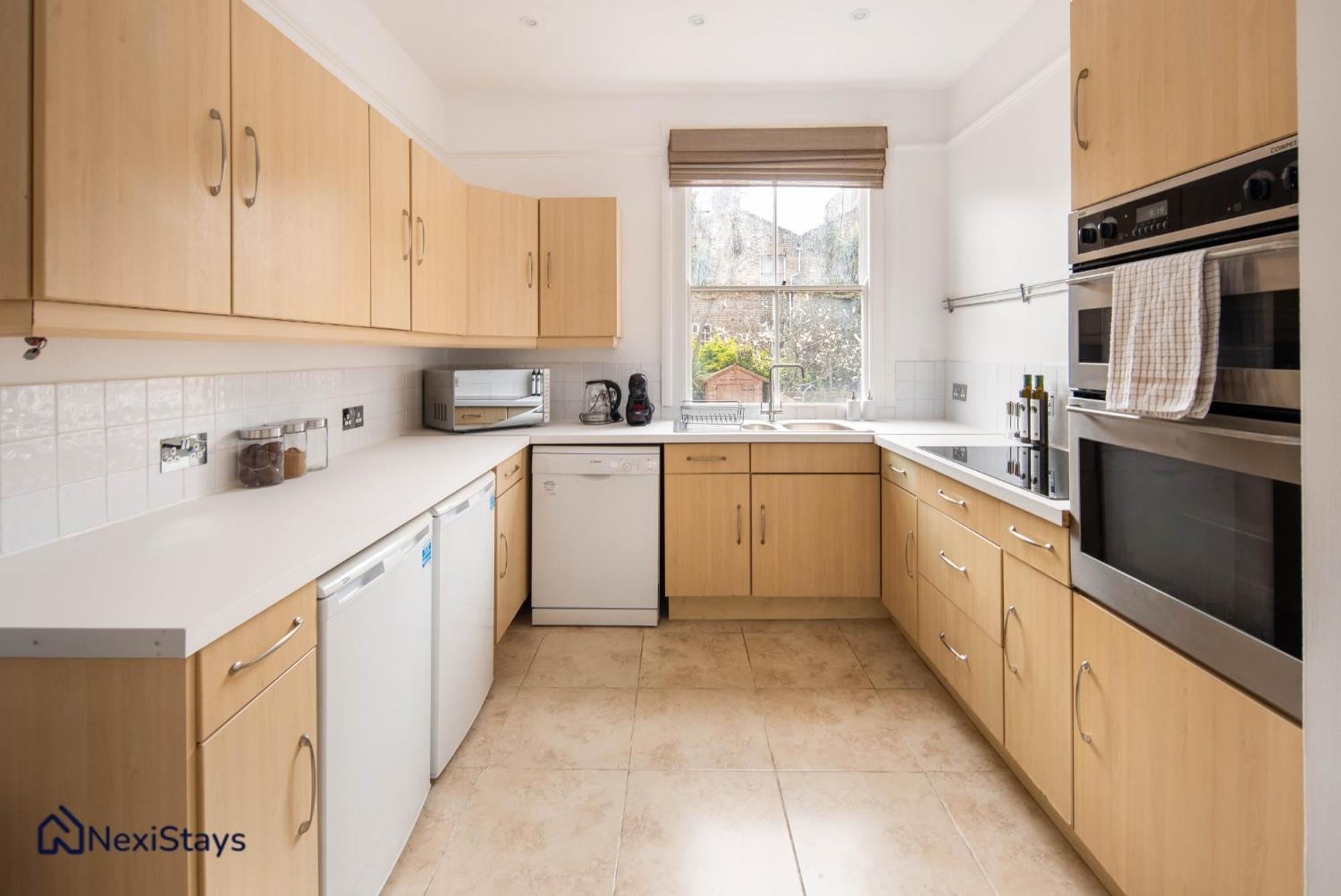 10 Mins Walk To The Oval, The Kennington Retreat Apartment London Bagian luar foto