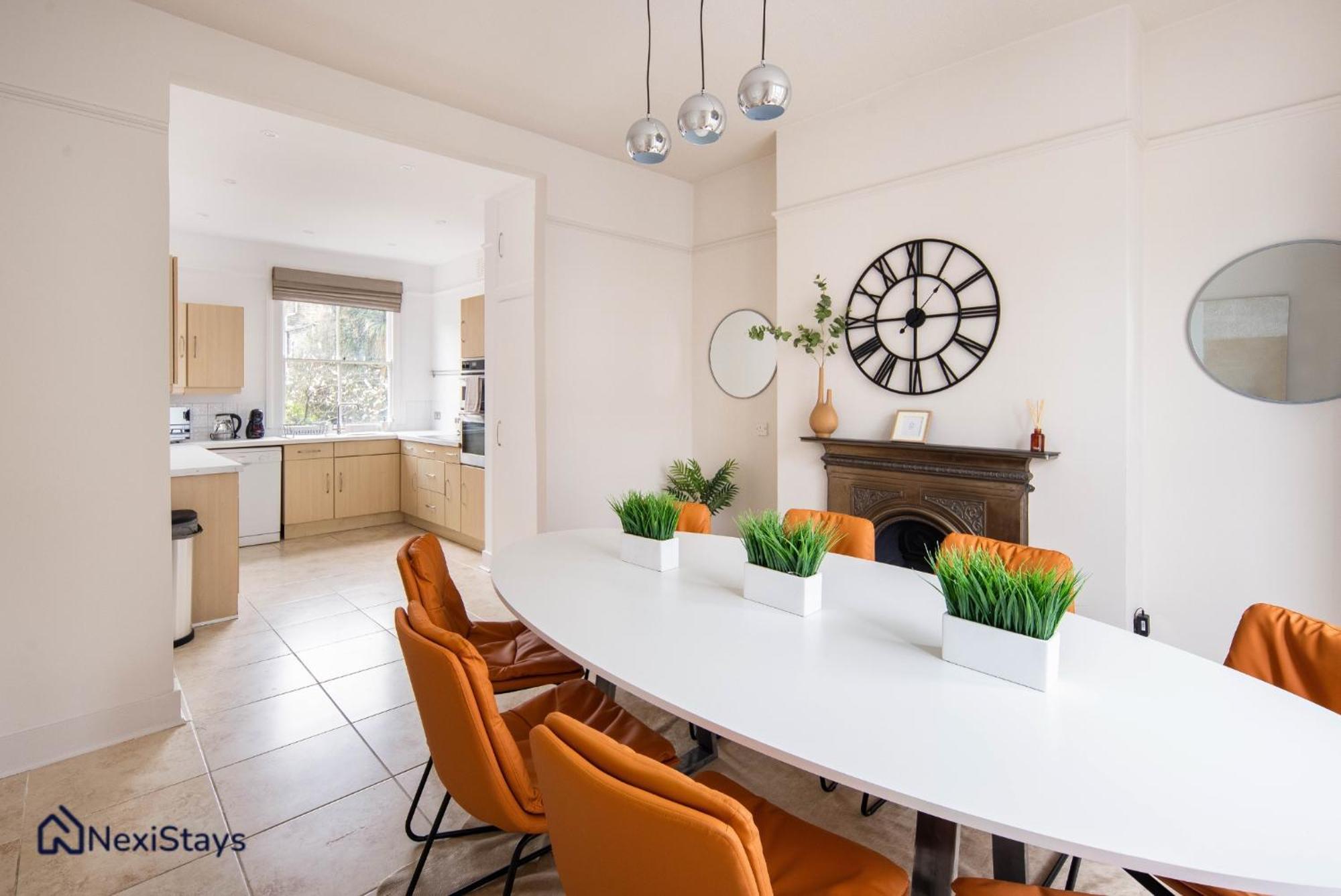 10 Mins Walk To The Oval, The Kennington Retreat Apartment London Bagian luar foto