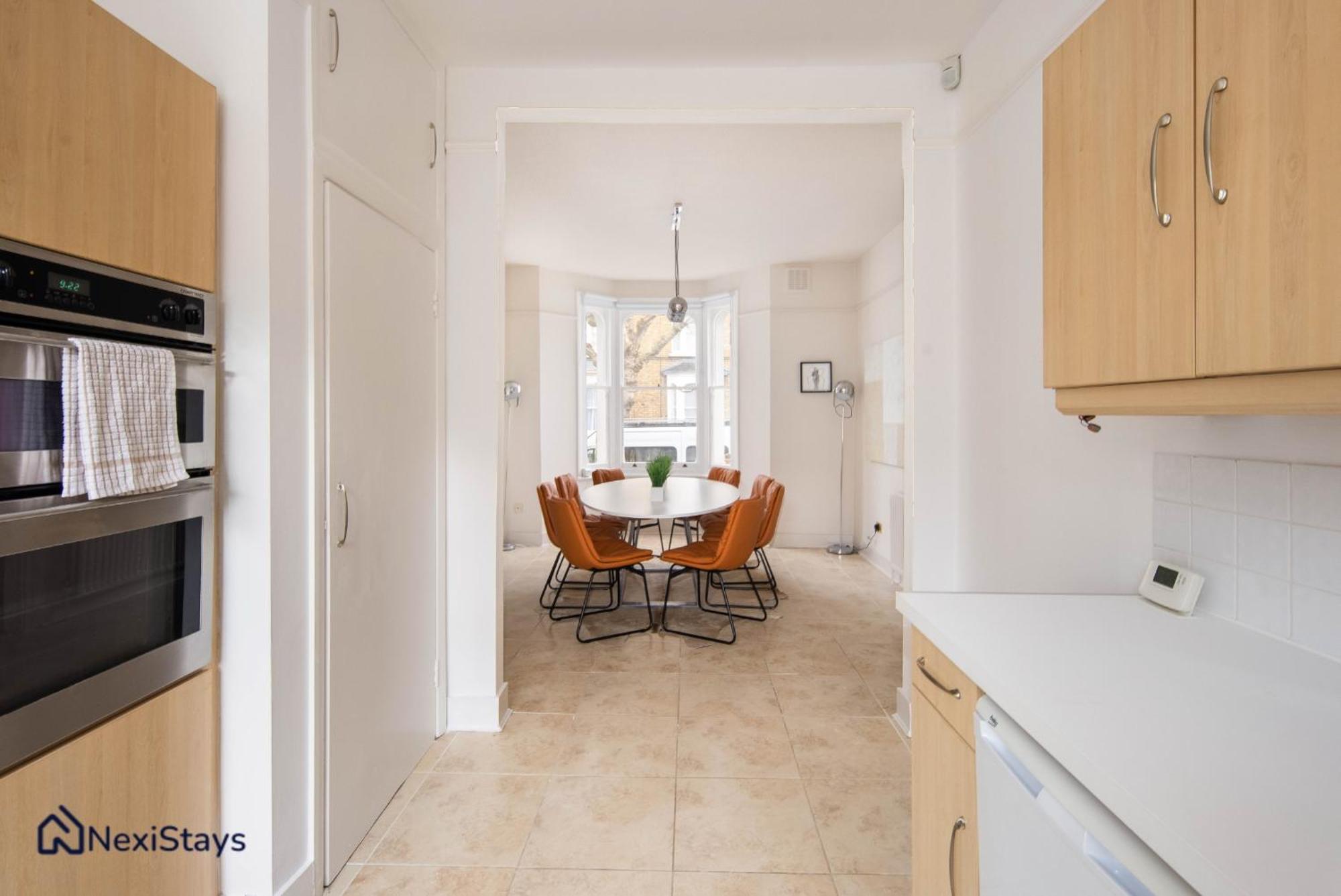 10 Mins Walk To The Oval, The Kennington Retreat Apartment London Bagian luar foto
