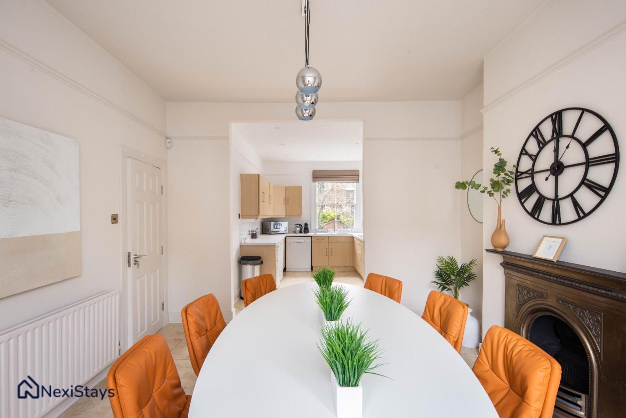 10 Mins Walk To The Oval, The Kennington Retreat Apartment London Bagian luar foto