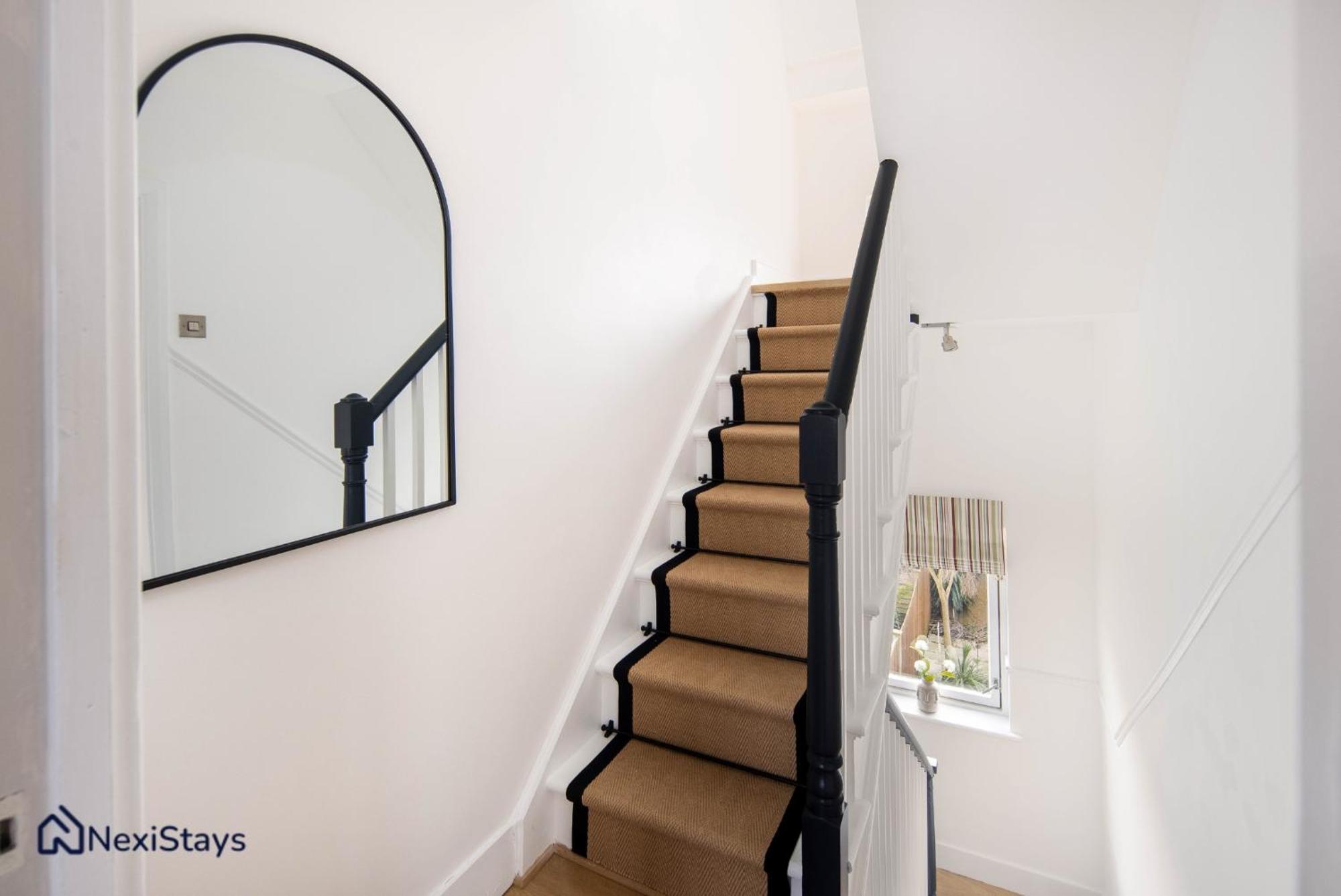 10 Mins Walk To The Oval, The Kennington Retreat Apartment London Bagian luar foto